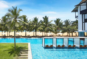 Отель Jetwing Blue  Negombo